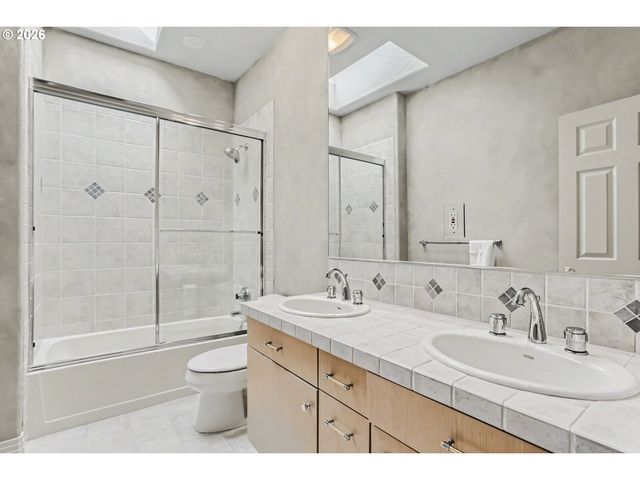 9112 Nw WILEY Ln, Portland, OR 97229