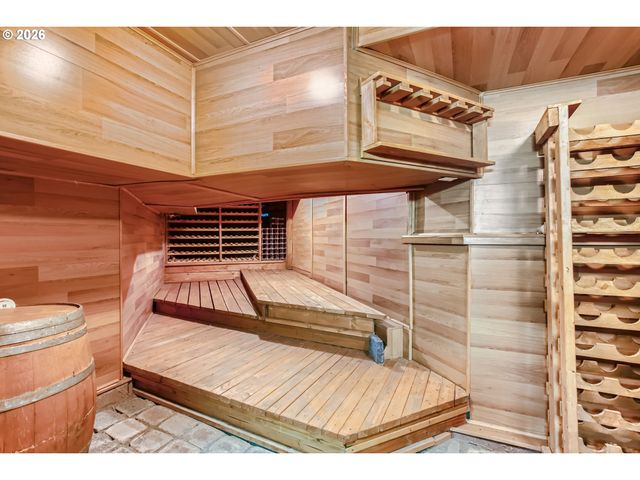 9112 Nw WILEY Ln, Portland, OR 97229