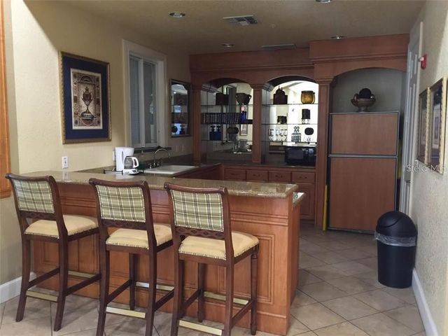 1100 LAKE SHADOW CIRCLE 2107, Maitland, FL 32751