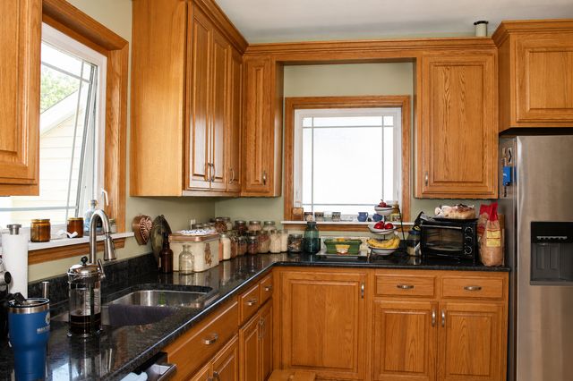 222 W Jackson Street, Morris, IL 60450