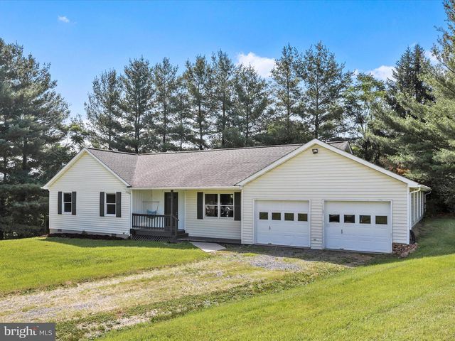 184 MASSANUTTEN DR, Edinburg, VA 22824