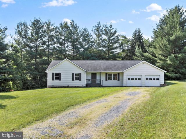 184 MASSANUTTEN DR, Edinburg, VA 22824