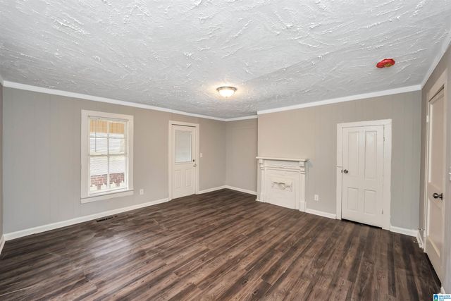 225 MAIN STREET, Graysville, AL 35073