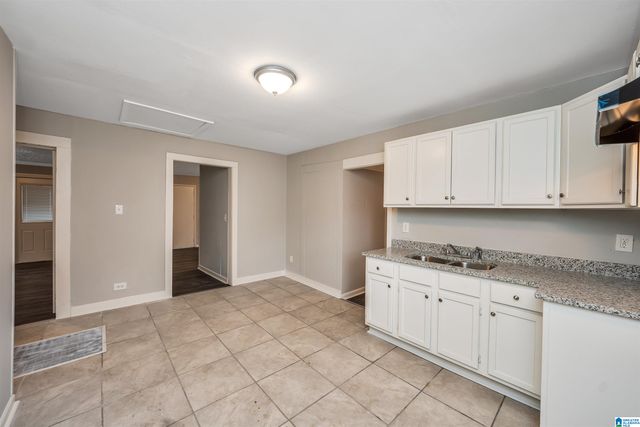 225 MAIN STREET, Graysville, AL 35073