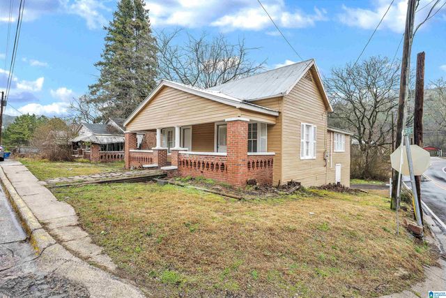 225 MAIN STREET, Graysville, AL 35073