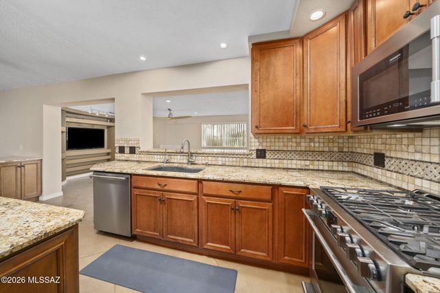 10036 E Sierrita Place, Tucson, AZ 85749