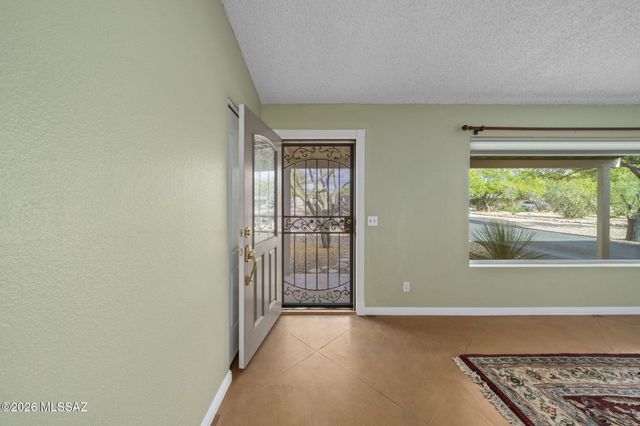 10036 E Sierrita Place, Tucson, AZ 85749