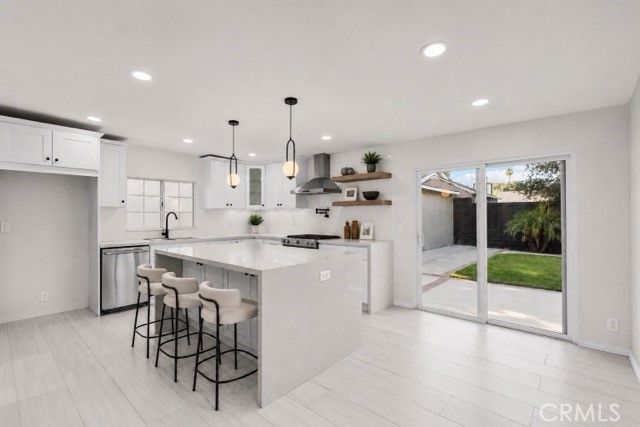 17337 Emelita, Encino, CA 91316