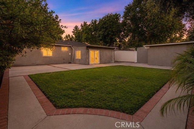 17337 Emelita, Encino, CA 91316
