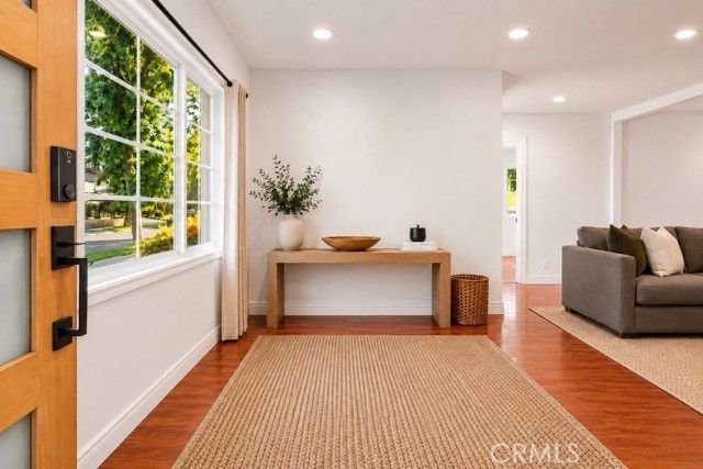 17337 Emelita, Encino, CA 91316