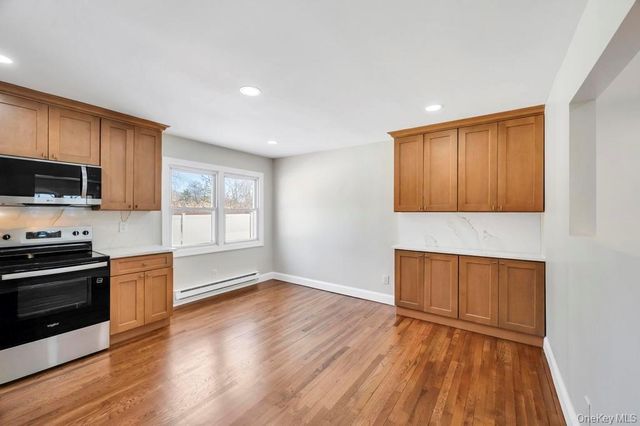 2066 Lakeview Road A, Bellmore, NY 11710