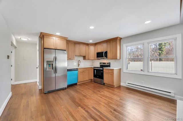 2066 Lakeview Road A, Bellmore, NY 11710