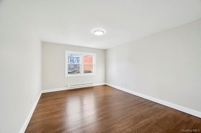 2066 Lakeview Road A, Bellmore, NY 11710