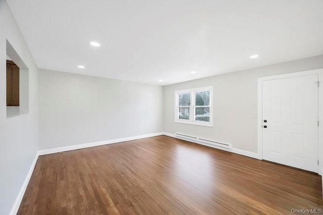 2066 Lakeview Road A, Bellmore, NY 11710