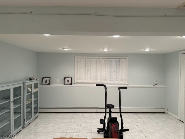 28 Elizabeth Dr, Wantage Twp., NJ 07461