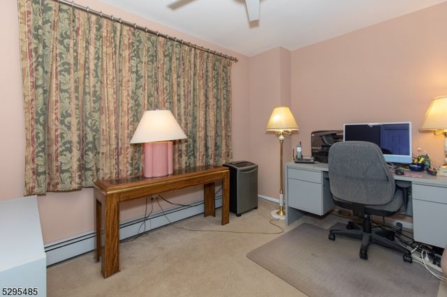 28 Elizabeth Dr, Wantage Twp., NJ 07461