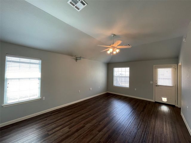 7817 Duber LN, Austin, TX 78747