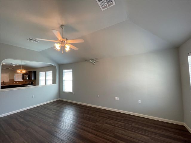 7817 Duber LN, Austin, TX 78747