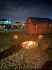 978 Fisherman Drive S, Crystal Beach, TX 77650