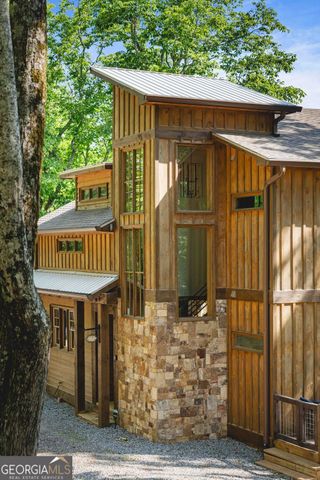 114 Amy Creek Circle, Ellijay, GA 30540