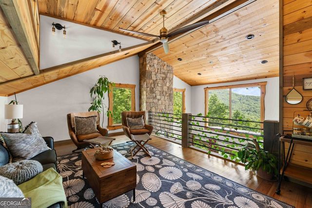 114 Amy Creek Circle, Ellijay, GA 30540