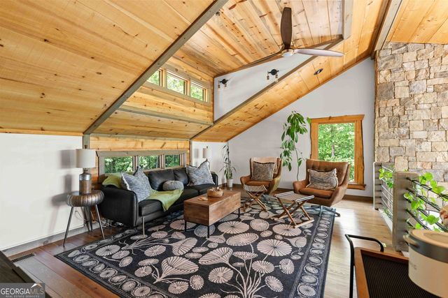 114 Amy Creek Circle, Ellijay, GA 30540
