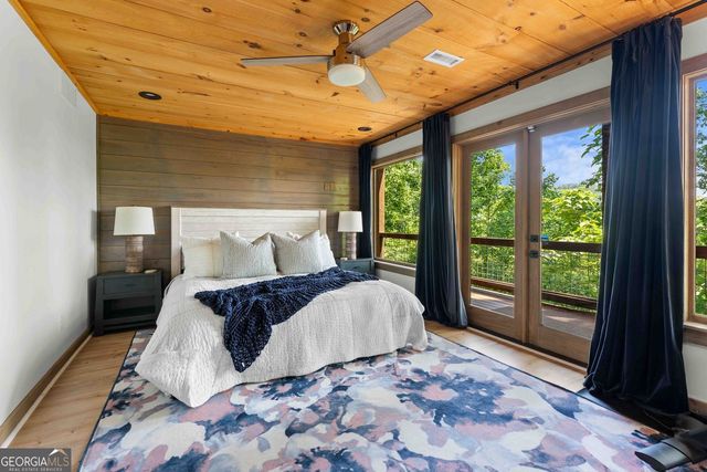 114 Amy Creek Circle, Ellijay, GA 30540