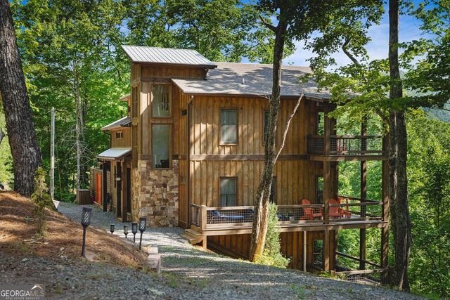 114 Amy Creek Circle, Ellijay, GA 30540