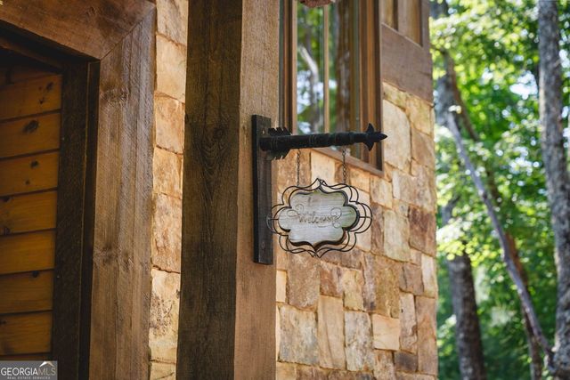 114 Amy Creek Circle, Ellijay, GA 30540