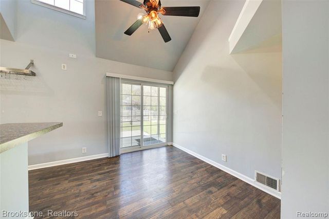 4458 Seeden Street, Waterford, MI 48329