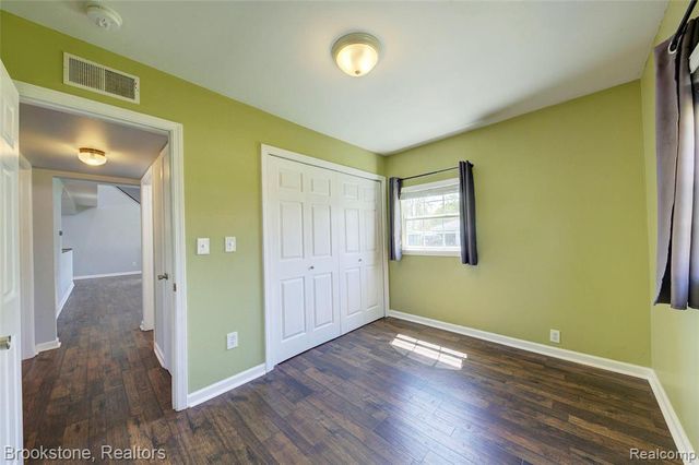 4458 Seeden Street, Waterford, MI 48329
