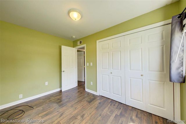 4458 Seeden Street, Waterford, MI 48329