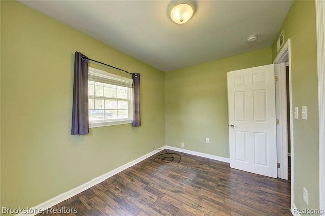 4458 Seeden Street, Waterford, MI 48329