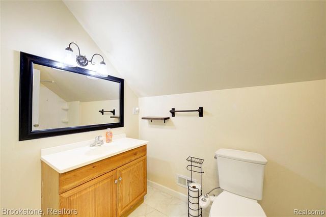 4458 Seeden Street, Waterford, MI 48329