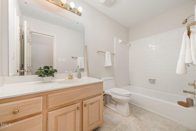 112 Ashemont Circle, Hillsborough, NC 27278