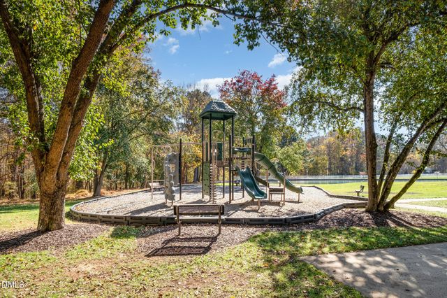 112 Ashemont Circle, Hillsborough, NC 27278