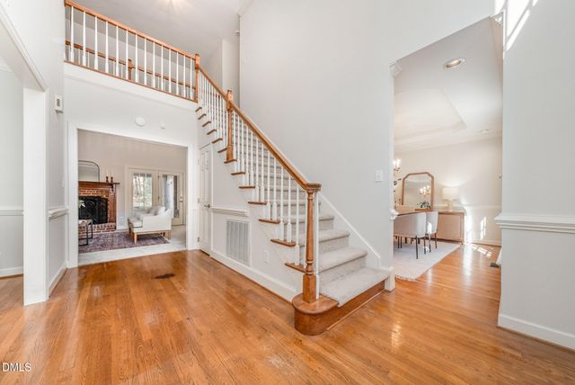 112 Ashemont Circle, Hillsborough, NC 27278