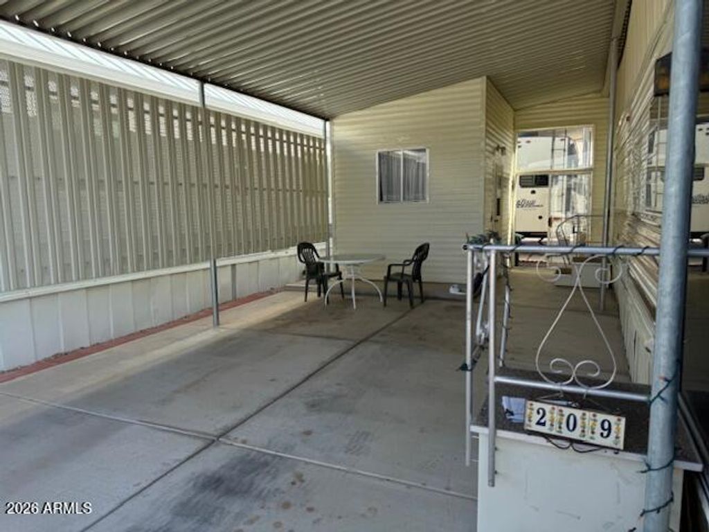 209 E OCOTILLO Drive, Florence, AZ 85132 — photo 2