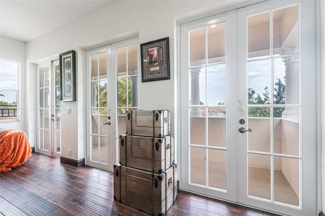 12334 NW 80th Pl, Parkland, FL 33076