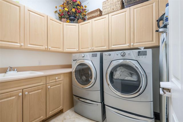 12334 NW 80th Pl, Parkland, FL 33076