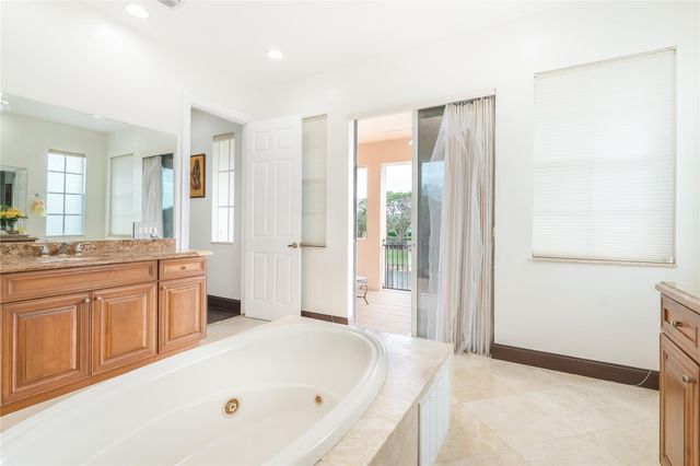 12334 NW 80th Pl, Parkland, FL 33076