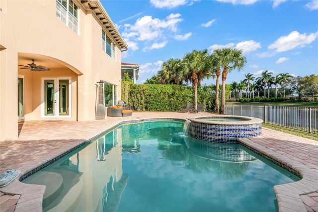 12334 NW 80th Pl, Parkland, FL 33076