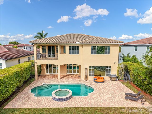 12334 NW 80th Pl, Parkland, FL 33076