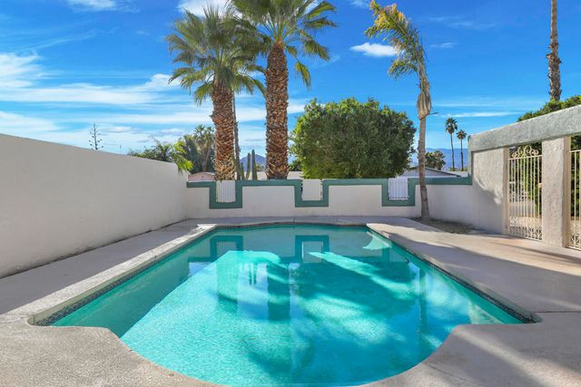 76540 New York Avenue, Palm Desert, CA 92211