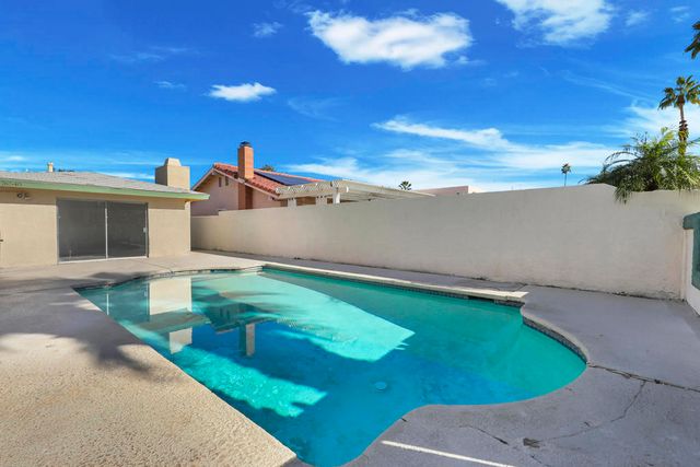 76540 New York Avenue, Palm Desert, CA 92211