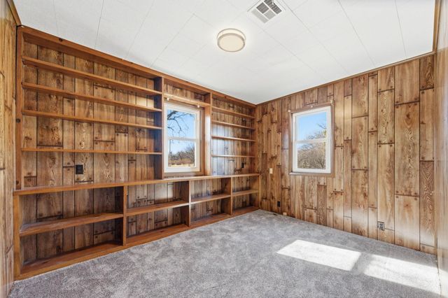 219 W Allison St, Andover, KS 67002