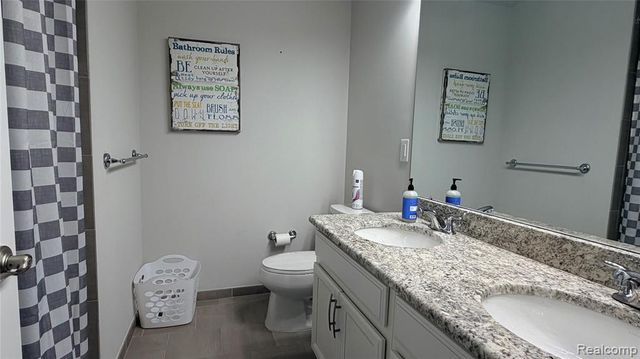 23916 Seminole Trail, Novi, MI 48375
