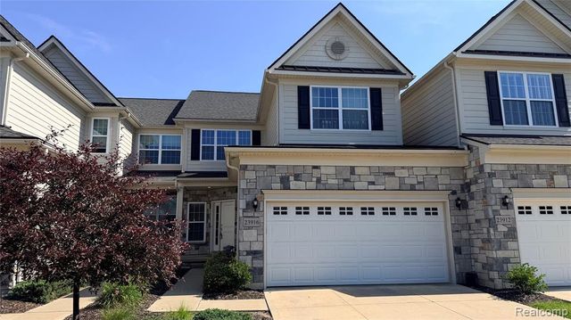 23916 Seminole Trail, Novi, MI 48375
