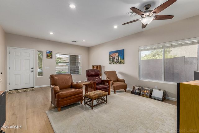 725 S 123RD Drive, Avondale, AZ 85323