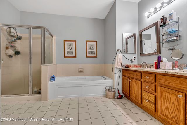 536 St Andrews Place, Manalapan, NJ 07726